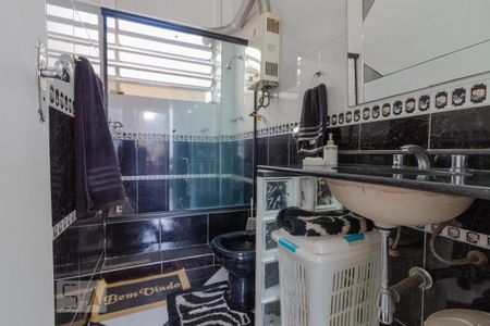 Banheiro de apartamento para alugar com 1 quarto, 50m² em Copacabana, Rio de Janeiro