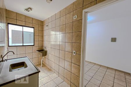 Apartamento para alugar com 55m², 2 quartos e sem vagaCozinha