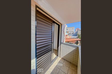 Apartamento para alugar com 55m², 2 quartos e sem vagaVaranda do Quarto 2