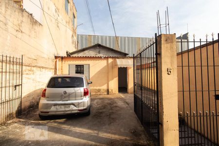 Casa para alugar com 180m², 3 quartos e 2 vagas Casa para alugar com 180m², 3 quartos e 2 vagasFachada