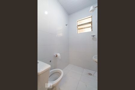Casa para alugar com 180m², 3 quartos e 2 vagas Casa para alugar com 180m², 3 quartos e 2 vagasBanheiro