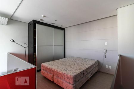 Studio para alugar com 75m², 1 quarto e 1 vaga Studio para alugar com 75m², 1 quarto e 1 vagaQuarto