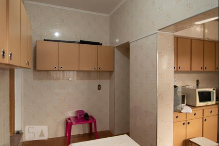 Casa à venda com 400m², 5 quartos e 5 vagasCozinha