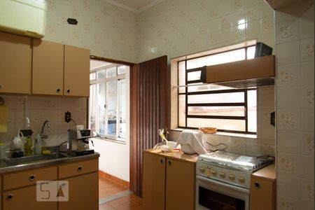 Casa à venda com 400m², 5 quartos e 5 vagasCozinha