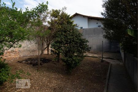 Casa à venda com 400m², 5 quartos e 5 vagasQuintal