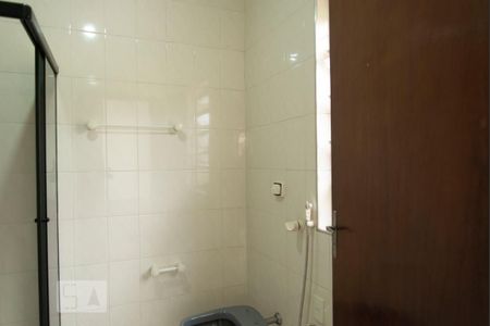 Casa à venda com 400m², 5 quartos e 5 vagasBanheiro 2