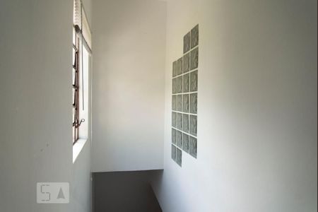 Casa à venda com 400m², 5 quartos e 5 vagasEscada