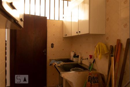 Casa à venda com 400m², 5 quartos e 5 vagasLavanderia