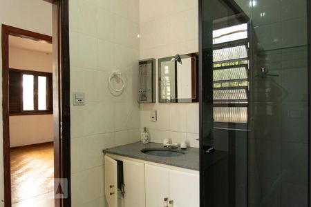 Casa à venda com 400m², 5 quartos e 5 vagasBanheiro 2