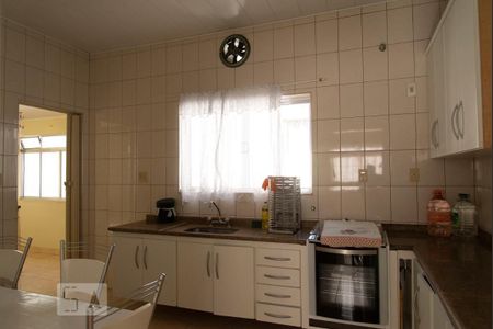 Casa à venda com 400m², 5 quartos e 5 vagasCozinha 2