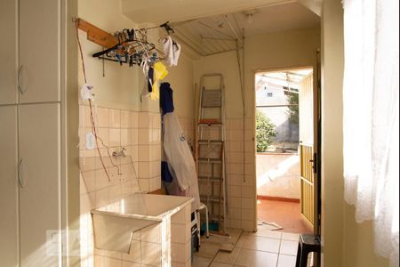 Casa à venda com 400m², 5 quartos e 5 vagasLavanderia