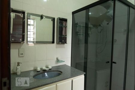 Casa à venda com 400m², 5 quartos e 5 vagasBanheiro 2