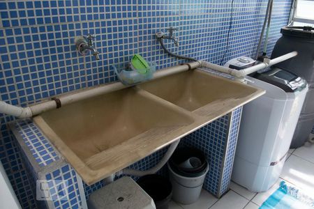 Casa à venda com 122m², 4 quartos e 1 vagaÁREA DE SERVIÇO