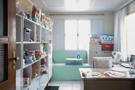 Casa à venda com 122m², 4 quartos e 1 vagaQUARTO 4