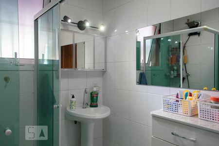 Casa à venda com 122m², 4 quartos e 1 vagaBANHEIRO