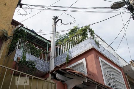 Casa à venda com 122m², 4 quartos e 1 vagaFACHADA