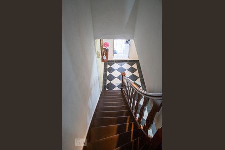 Casa à venda com 122m², 4 quartos e 1 vagaHALL