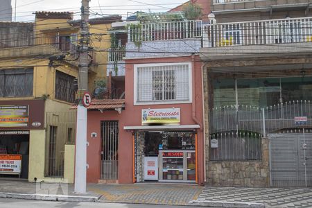 Casa à venda com 122m², 4 quartos e 1 vagaFACHADA