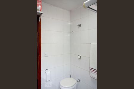 Casa à venda com 122m², 4 quartos e 1 vagaBANHEIRO