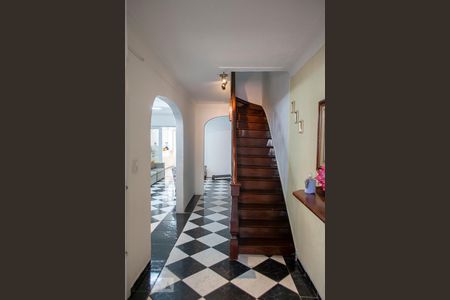 Casa à venda com 122m², 4 quartos e 1 vagaHALL