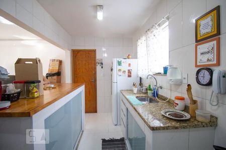 Apartamento à venda com 76m², 2 quartos e 1 vagaCozinha
