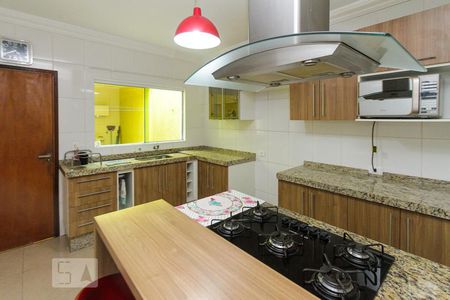 Cozinha de casa para alugar com 2 quartos, 110m² em Vila Santa Clara, São Paulo