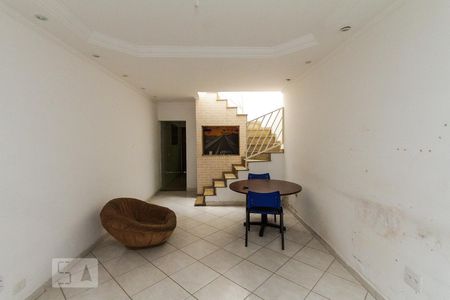 Sala de Casa com 2 quartos, 110m² Vila Santa Clara