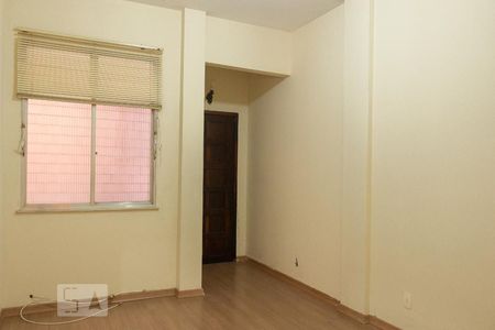 Sala de apartamento para alugar com 2 quartos, 78m² em Campo Grande, Rio de Janeiro