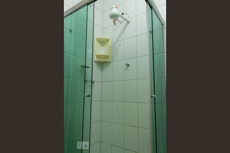 Apartamento para alugar com 78m², 2 quartos e sem vagaDetalhe do banheiro