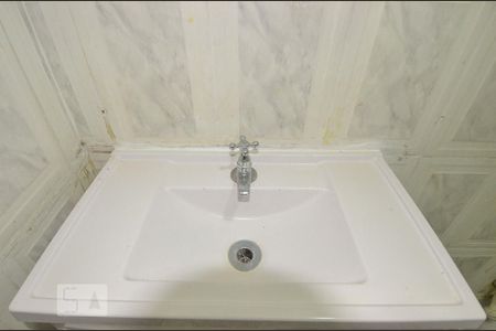 Apartamento para alugar com 42m², 1 quarto e sem vagaBanheiro