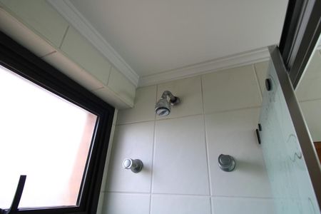 Apartamento para alugar com 130m², 4 quartos e 3 vagasBanheiro social - Chuveiro