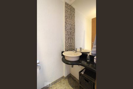 Apartamento para alugar com 130m², 4 quartos e 3 vagasLavabo