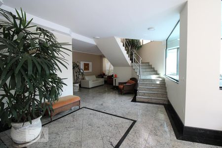 Apartamento para alugar com 130m², 4 quartos e 3 vagasHall social