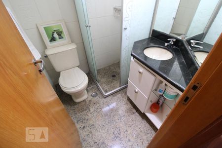 Apartamento para alugar com 130m², 4 quartos e 3 vagasBanheiro social