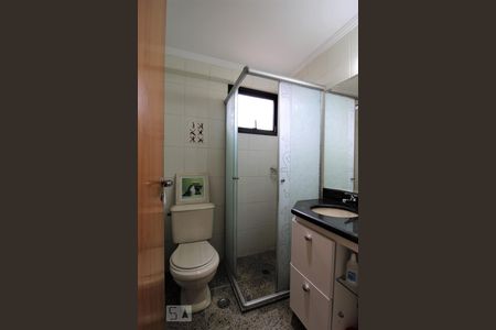 Apartamento para alugar com 130m², 4 quartos e 3 vagasBanheiro social