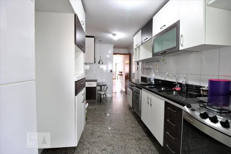 Apartamento para alugar com 130m², 4 quartos e 3 vagasCozinha