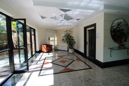 Apartamento para alugar com 130m², 4 quartos e 3 vagasHall social