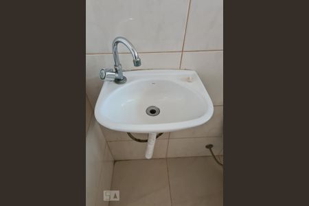 Apartamento para alugar com 66m², 2 quartos e 1 vaga Apartamento para alugar com 66m², 2 quartos e 1 vagaDetalhe Banheiro