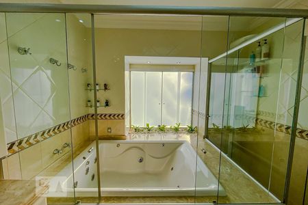 Casa à venda com 610m², 3 quartos e 5 vagasDetalheBanheiro da Suite