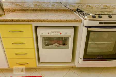 Casa à venda com 610m², 3 quartos e 5 vagasDetalhe Cozinha