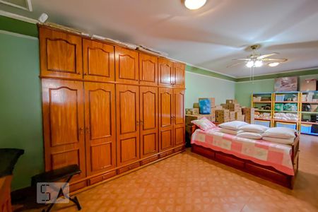 Casa à venda com 610m², 3 quartos e 5 vagasQuarto 2