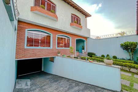 Casa à venda com 610m², 3 quartos e 5 vagasArea Comun