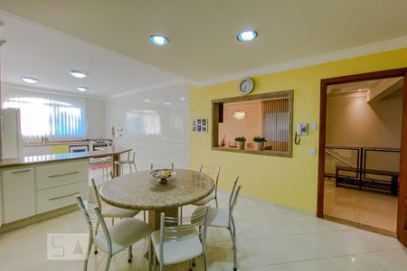 Casa à venda com 610m², 3 quartos e 5 vagasCozinha