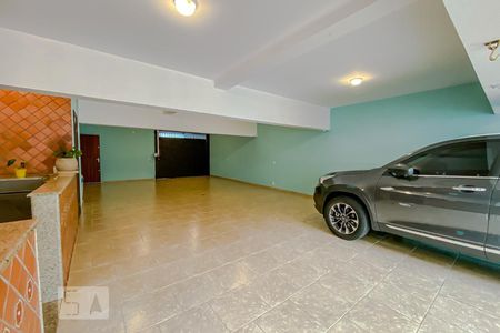 Casa à venda com 610m², 3 quartos e 5 vagasGaragem