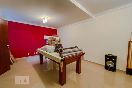 Casa à venda com 610m², 3 quartos e 5 vagasQuarto 