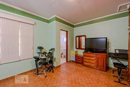 Casa à venda com 610m², 3 quartos e 5 vagasQuarto 2