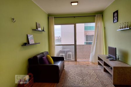 Sala de apartamento para alugar com 1 quarto, 50m² em Vila Osasco, Osasco