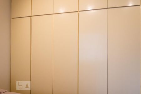 Apartamento à venda com 160m², 4 quartos e 2 vagasQuarto 2