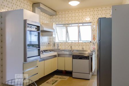 Apartamento à venda com 160m², 4 quartos e 2 vagasCozinha