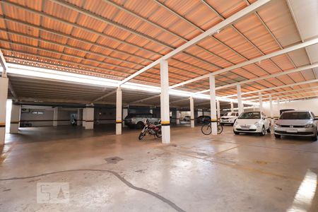 Apartamento para alugar com 57m², 2 quartos e 1 vaga Apartamento para alugar com 57m², 2 quartos e 1 vagaGaragem